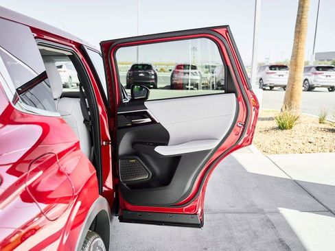 New 2026 Mitsubishi Outlander SE image 14