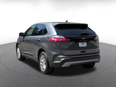 Used 2024 Ford Edge SEL AWD/4WD image 9