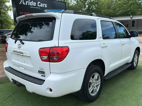 Used 2011 Toyota Sequoia SR5 AWD/4WD image 7