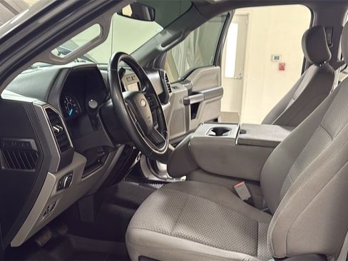 Used 2019 Ford F150 XLT w/ Equipment Group 302A Luxury image 12
