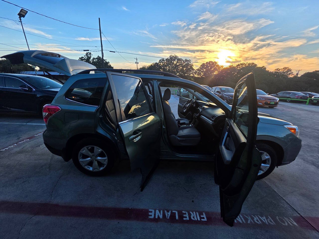 Used 2016 Subaru Forester 2.5i Limited AWD/4WD image 30