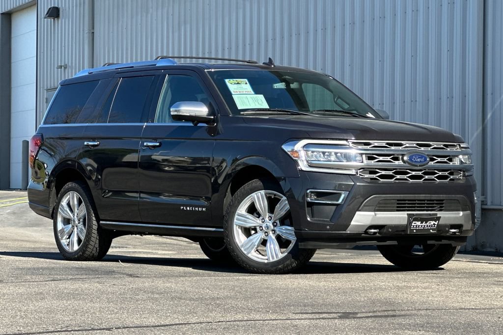 Used 2023 Ford Expedition Platinum AWD/4WD image 2
