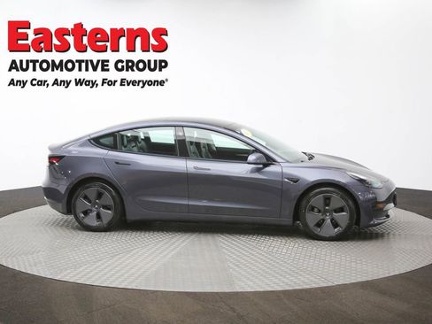 Used 2021 Tesla Model 3 Standard Range Plus image 45