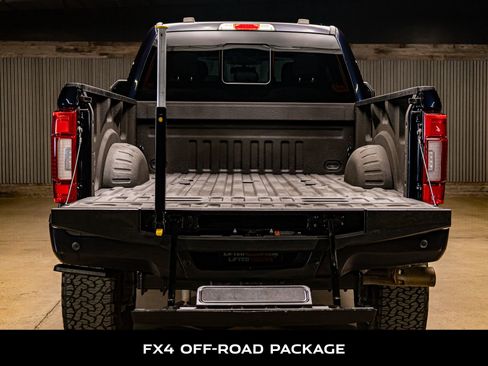 Used 2021 Ford F250 Lariat w/ Lariat Ultimate Package image 8