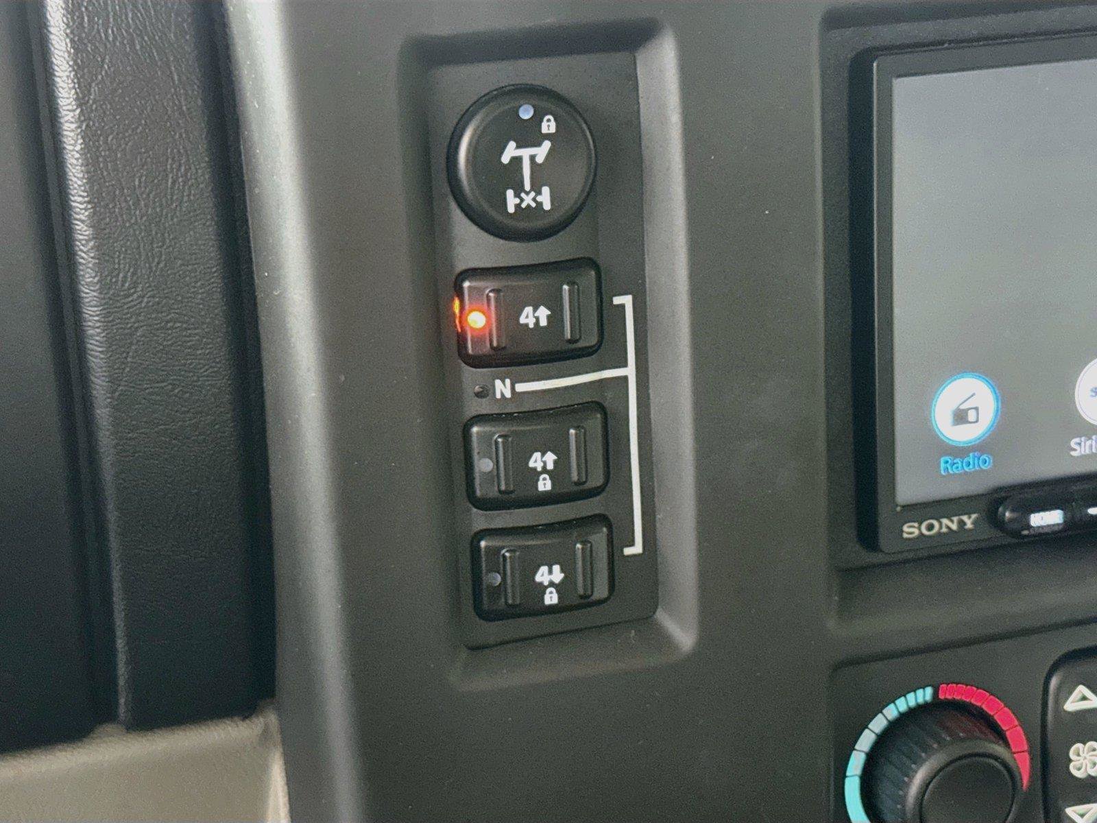 Used 2006 HUMMER H2 SUT AWD/4WD image 16
