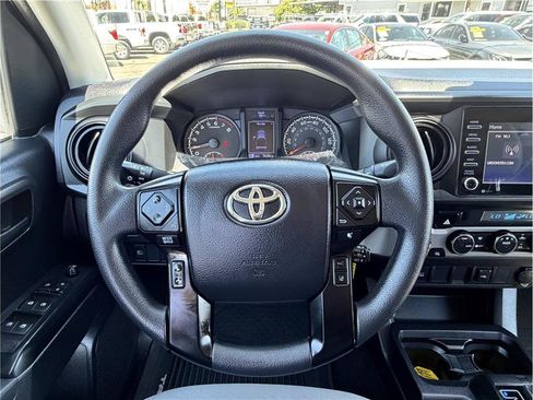 Used 2021 Toyota Tacoma SR AWD/4WD image 5