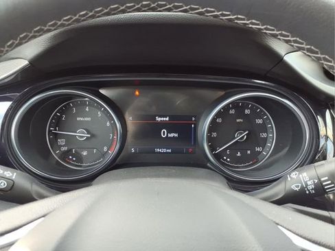 Used 2022 Buick Encore GX Preferred w/ Cold Weather Comfort Package image 29