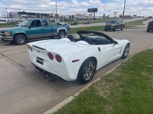 Used 2008 Chevrolet Corvette Convertible RWD image 5