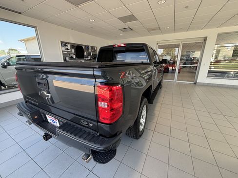 Used 2018 Chevrolet Silverado 1500 LT w/ All Star Edition AWD/4WD image 7