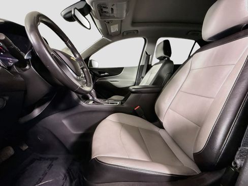 Used 2019 Chevrolet Equinox Premier FWD image 22
