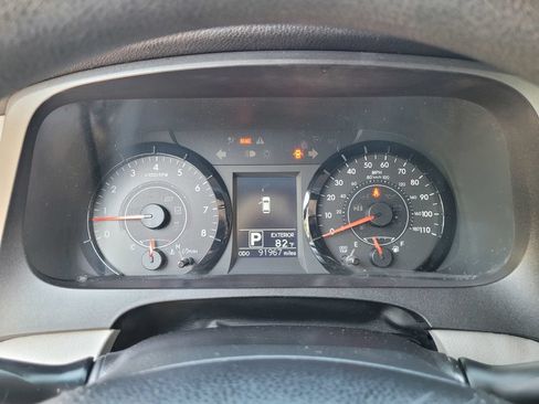 Used 2016 Toyota Sienna LE FWD image 24