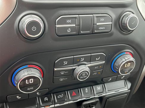 Used 2019 Chevrolet Silverado 1500 LT w/ Texas Edition image 49