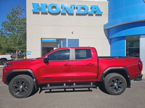 Used 2024 GMC Canyon Elevation w/ Convenience Package AWD/4WD image 2