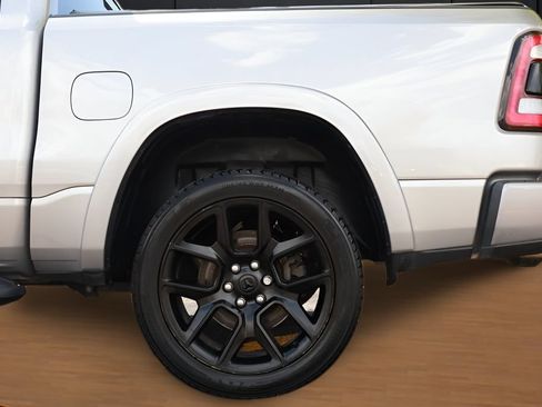 Used 2022 RAM 1500 Laramie w/ Night Edition AWD/4WD image 8