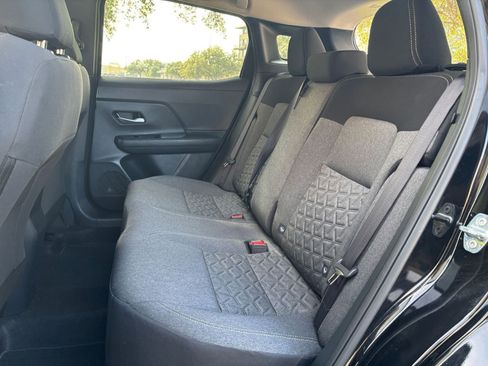 Used 2025 Nissan Kicks SV image 20