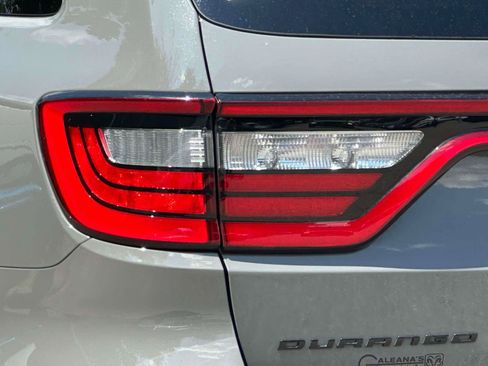 Used 2025 Dodge Durango R/T AWD/4WD image 9