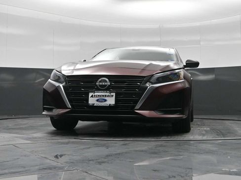 Used 2024 Nissan Altima 2.5 SV image 31