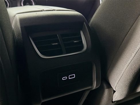 Used 2021 Chevrolet Blazer LT FWD image 25