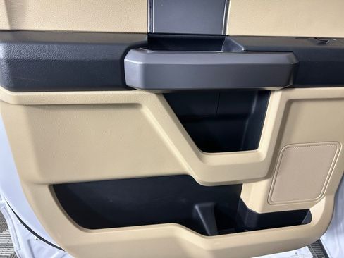 Used 2019 Ford F150 XLT w/ Equipment Group 302A Luxury image 19