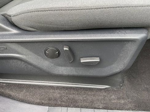 Used 2022 Ford F150 XLT w/ Equipment Group 302A High image 28