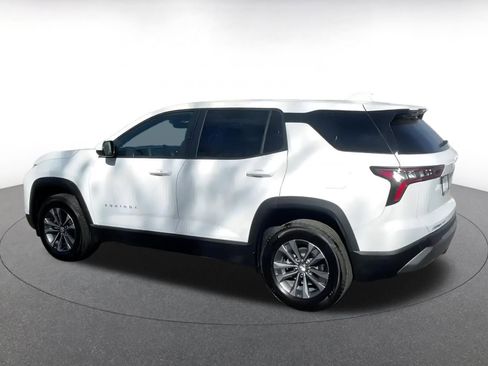 Used 2025 Chevrolet Equinox LT image 10