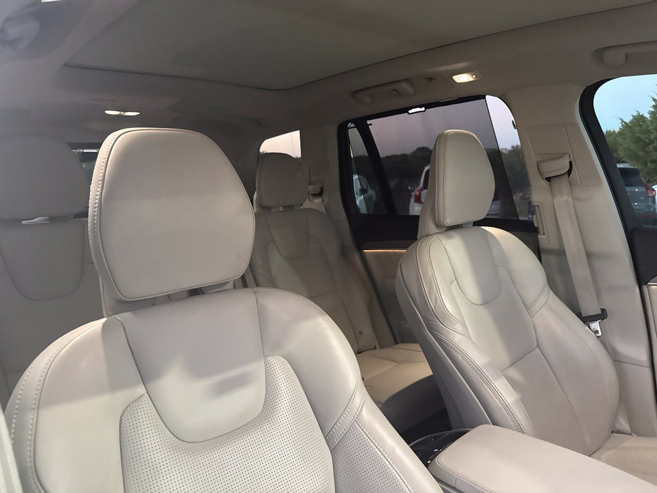 Used 2024 Volvo XC90 T8 Ultimate w/ Protection Package Premier AWD/4WD image 23