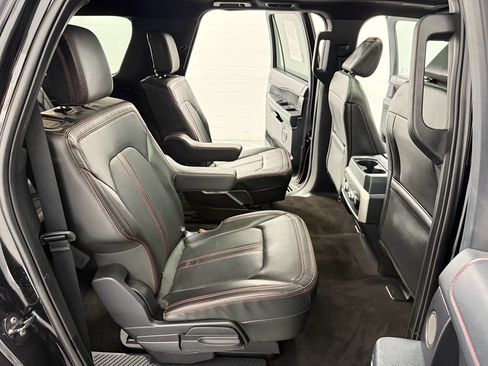 Used 2022 Ford Expedition Max Limited AWD/4WD image 12