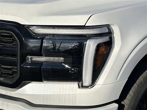 New 2025 Ford F150 Lariat w/ Equipment Group 501A Mid image 9