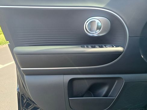 New 2026 Hyundai Ioniq 9 SE image 30