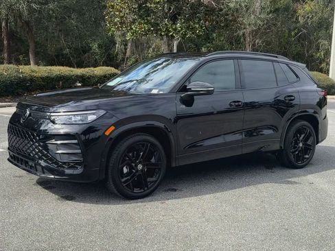 New 2026 Volkswagen Tiguan SE R-Line image 4