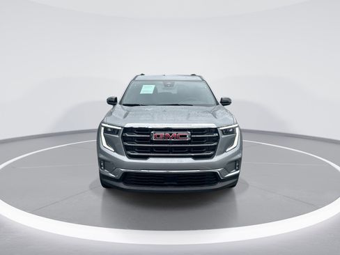 Used 2024 GMC Acadia Elevation FWD image 3