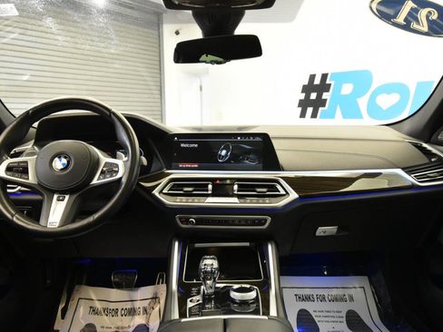 Used 2021 BMW X6 xDrive40i w/ Executive Package image 21