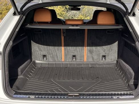 Used 2023 Audi RS Q8 image 30