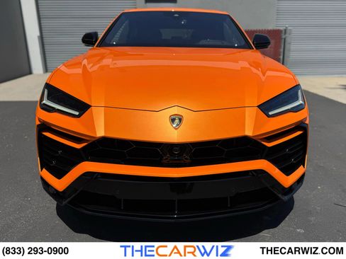 Used 2022 Lamborghini Urus image 13