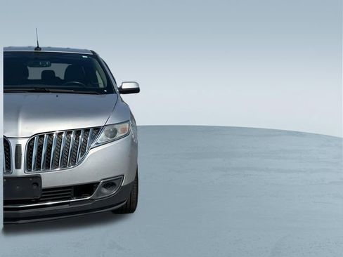 Used 2013 Lincoln MKX FWD image 35