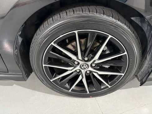 Used 2022 Toyota Camry SE w/ Audio Upgrade Package FWD image 13