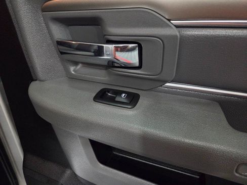 Used 2018 RAM 2500 Big Horn image 37