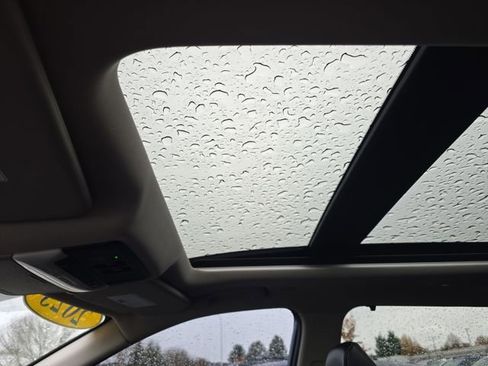 Used 2023 Nissan Rogue SV w/ SV Premium Package image 27