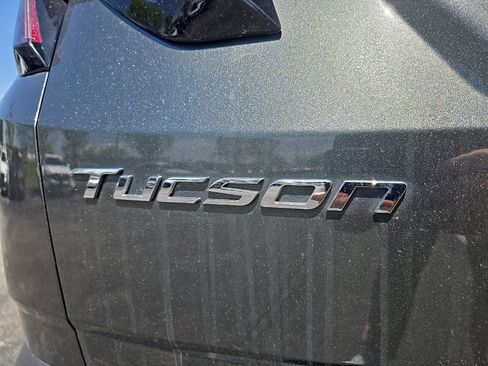 Used 2022 Hyundai Tucson Limited FWD image 11