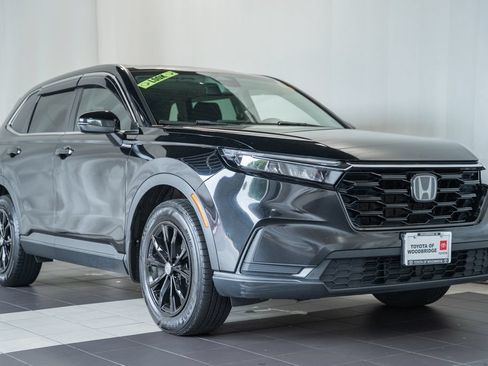 Used 2023 Honda CR-V EX image 1