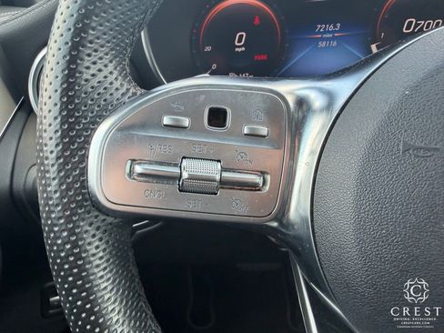 Used 2020 Mercedes-Benz GLC 300 4MATIC image 16