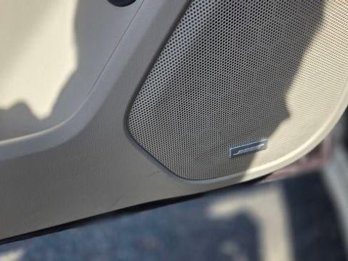 Used 2017 GMC Acadia Denali w/ Technology Package AWD/4WD image 12