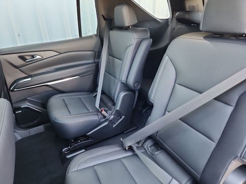 New 2026 Chevrolet Traverse LT image 40