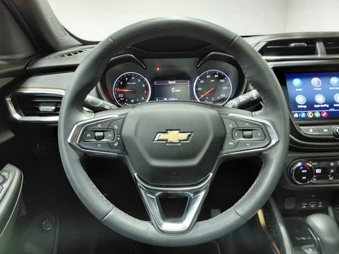 Certified 2023 Chevrolet TrailBlazer ACTIV w/ Sun and Liftgate Package FWD image 28