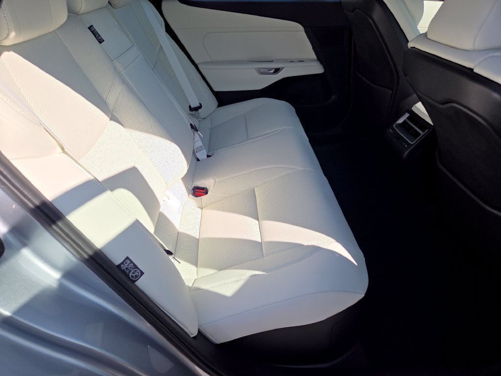New 2026 Lexus ES 350h AWD w/ Convenience Package image 5