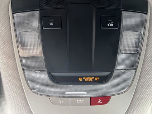 Used 2023 Kia Sorento EX image 27