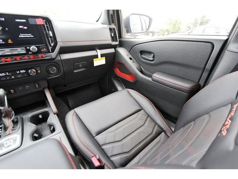 New 2026 Nissan Frontier PRO-4X AWD/4WD image 8