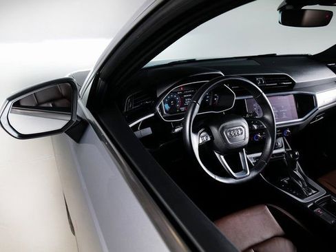 Certified 2022 Audi Q3 2.0T Premium Plus image 23