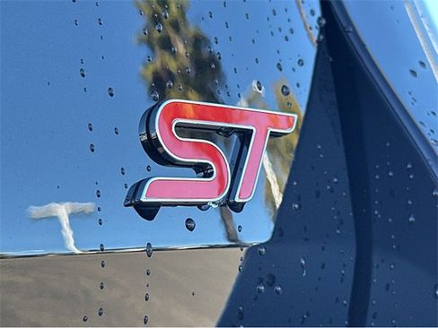 New 2026 Ford Explorer ST w/ Sun And Sound Package image 16