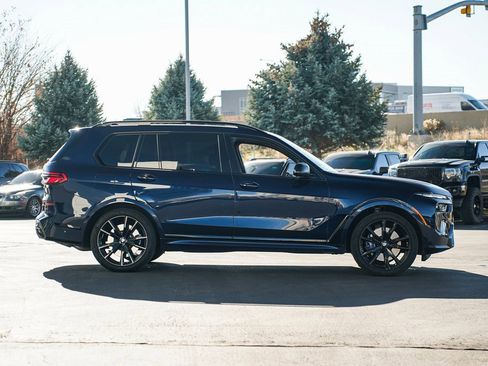 New 2025 BMW X7 M60i image 4